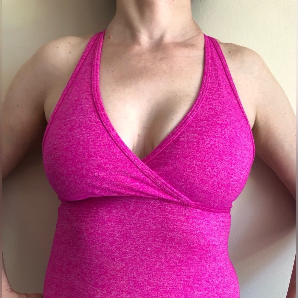 Lululemon Deep V Neck Racer Back Tank Workout Top in Pink, Size 4